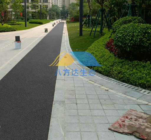 廣州黃埔保利項目冷鋪透水瀝青工程
